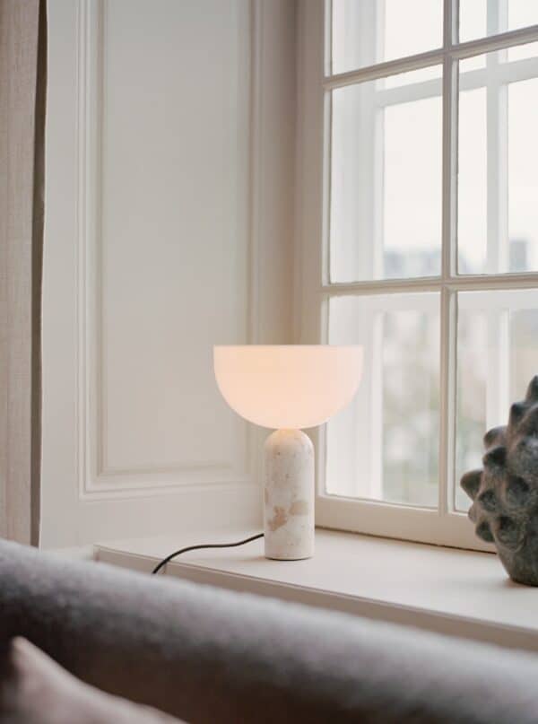 Kizu Kunis Breccia marmor bordlampe. Small