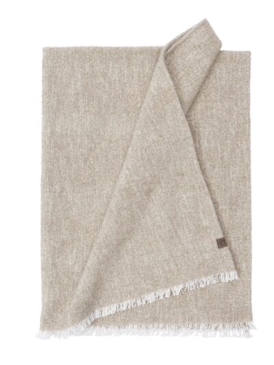 Pledd - beige med hvite frynser