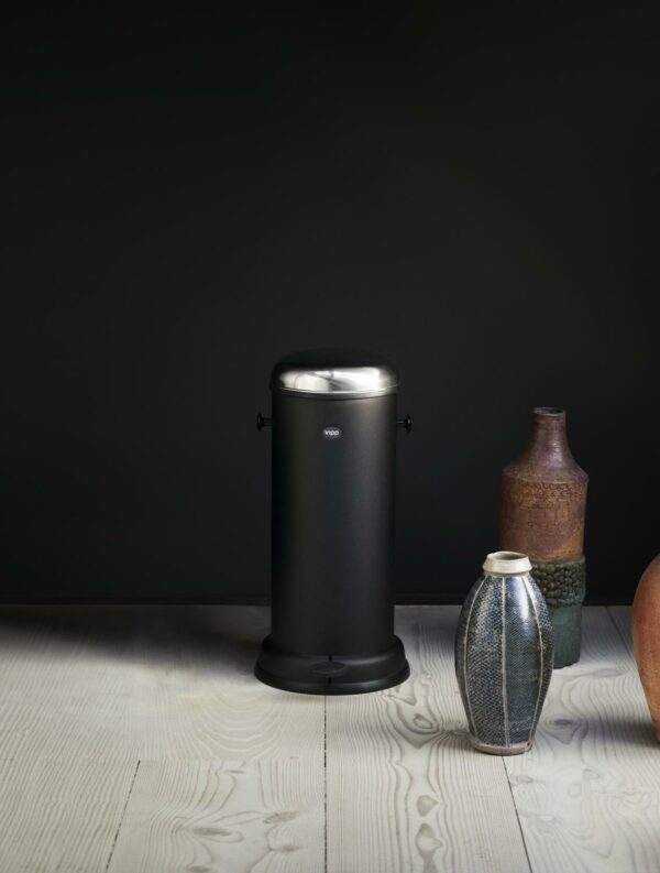 Vipp16 bin, svart