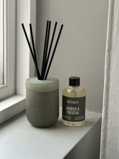 Diffuser 200ml Amber & Freesia