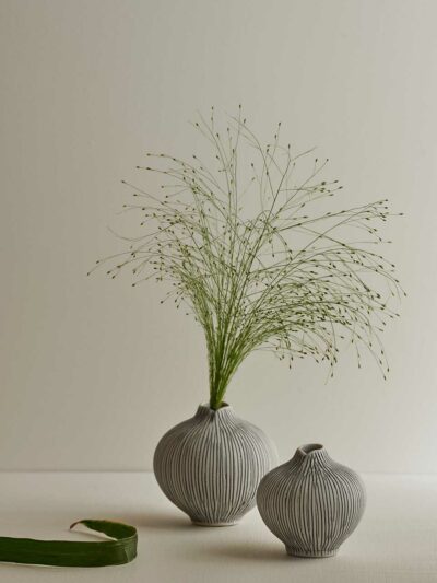 Line vase medium - Grå